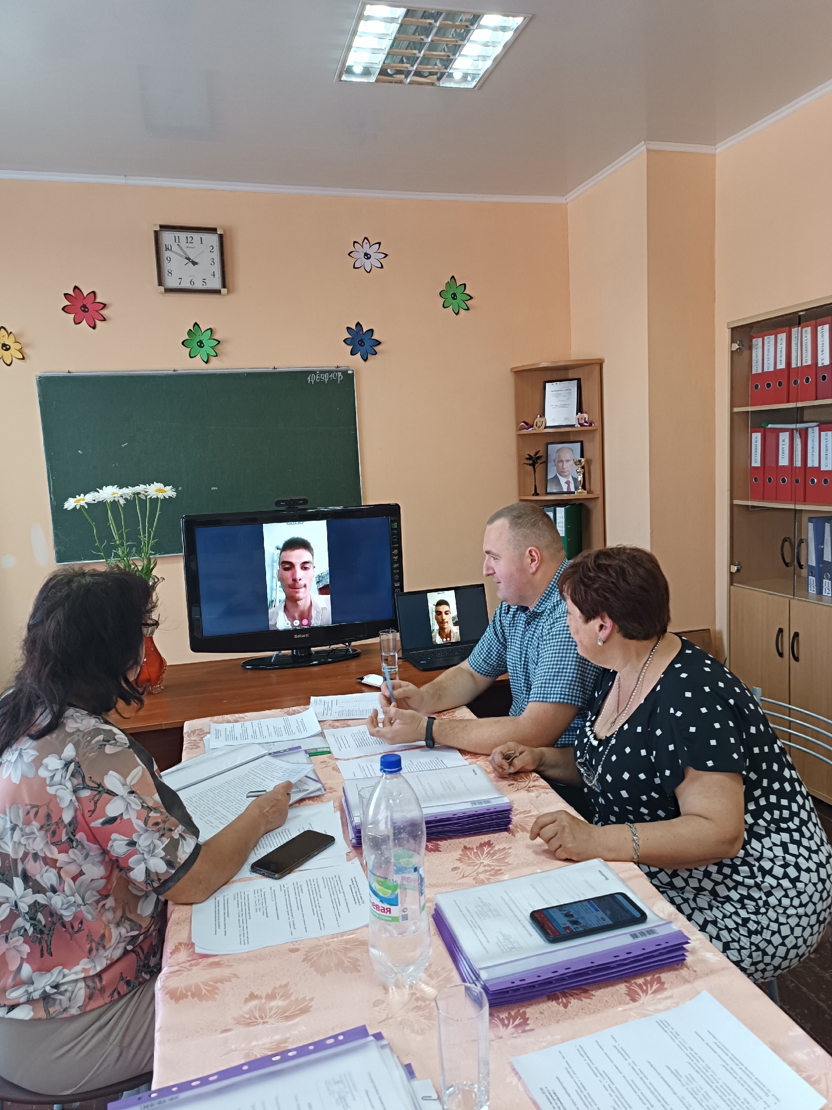 Защита письменных экзаменационных работ - 21.06.2024 г. Макеевский Профессиональный Техникум - 2 Защита письменных экзаменационных работ - 21.06.2024 г. 2 8 - Макеевский Профессиональный Техникум